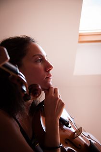 rho_ypsi_evalaudace_07