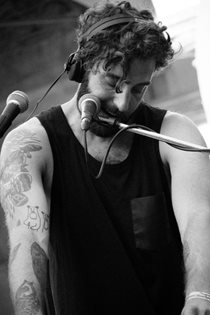 rho_ypsi_evalaudace_20