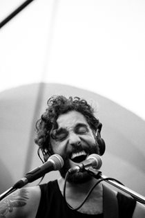 rho_ypsi_evalaudace_28